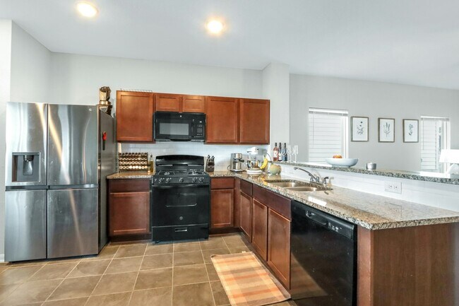 Building Photo - 8903 Grey Elm
