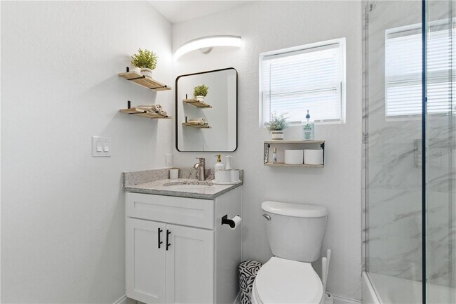 Building Photo - 1901 31st St S