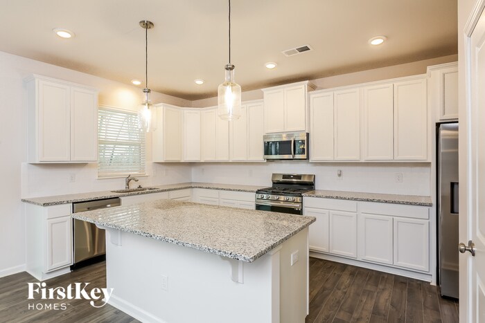Building Photo - 106 Wild Lily Dr