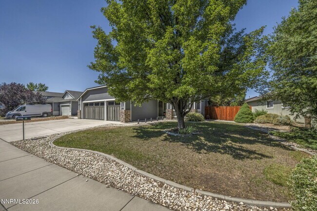 Building Photo - 5045 Pradera St