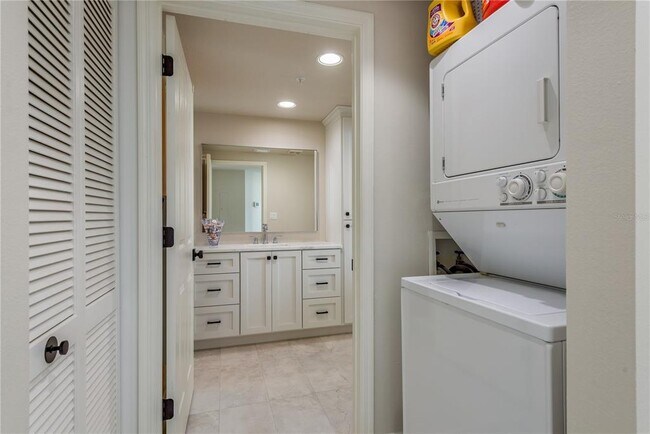 Building Photo - 1180 Gulf Blvd