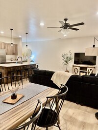 Building Photo - 4160 S Crimson Trails Dr