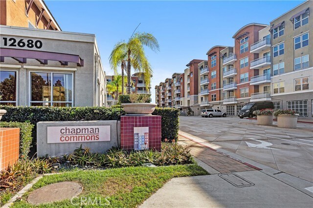 Building Photo - 12664 Chapman Ave