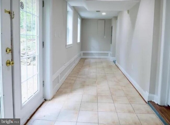 Building Photo - 1310 Forestwood Dr