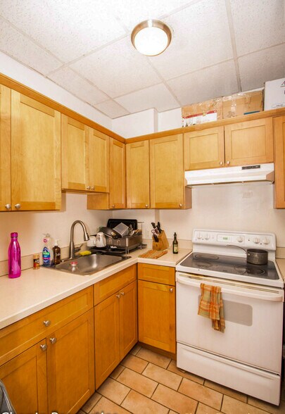 Building Photo - 217 Washington St