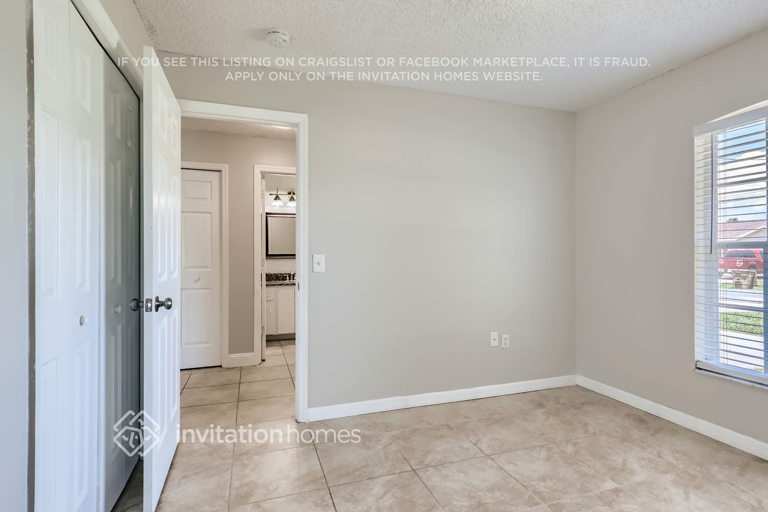 Building Photo - 210 Banbury Pl