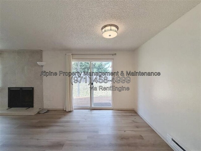 Building Photo - 6457 SW 192nd Ave
