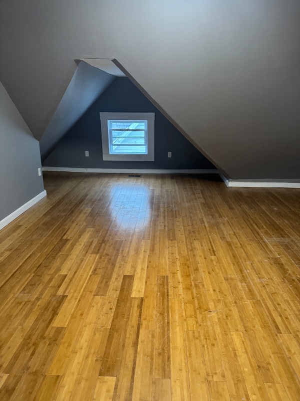 Building Photo - 161 School St