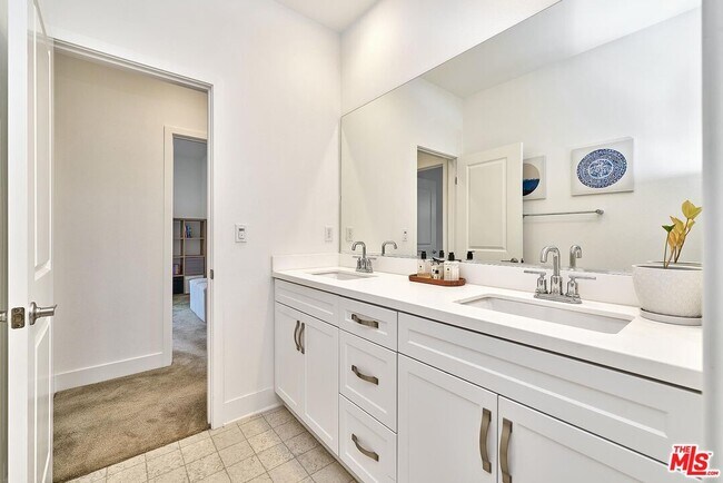 Building Photo - 4101 Adishian Wy