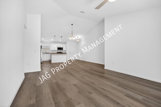 Building Photo - 251 Vin Rose Cir SE