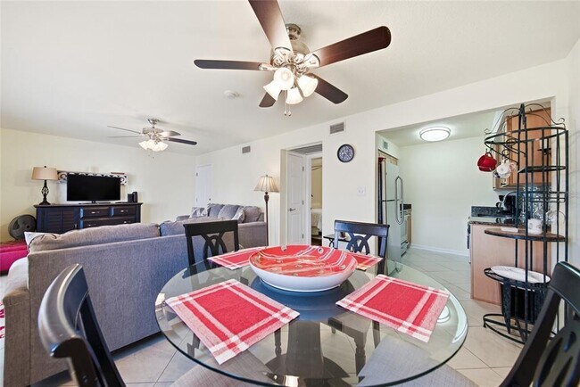 Building Photo - 5092 Beach Dr SE