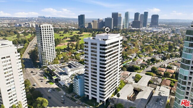 Building Photo - 10350 Wilshire Blvd
