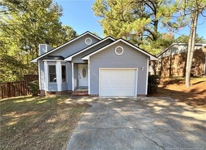 Building Photo - 3309 Melba Dr