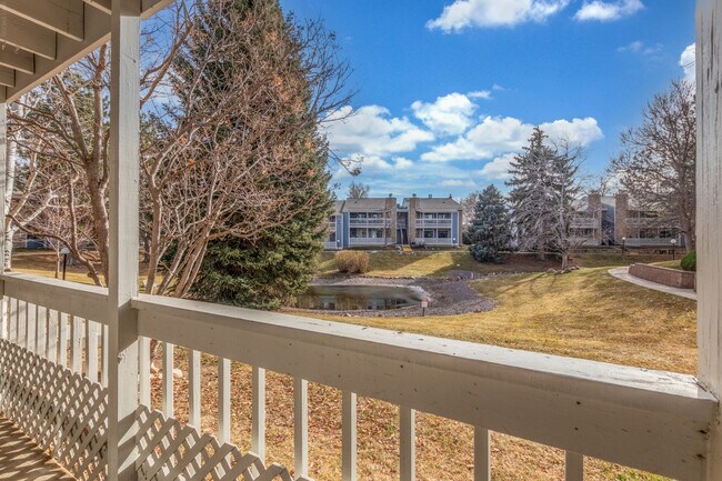 Building Photo - 8335 S Fairmount Dr
