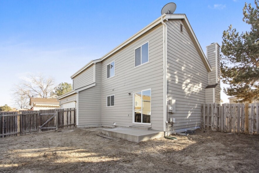 Building Photo - 21103 E 42nd Ave