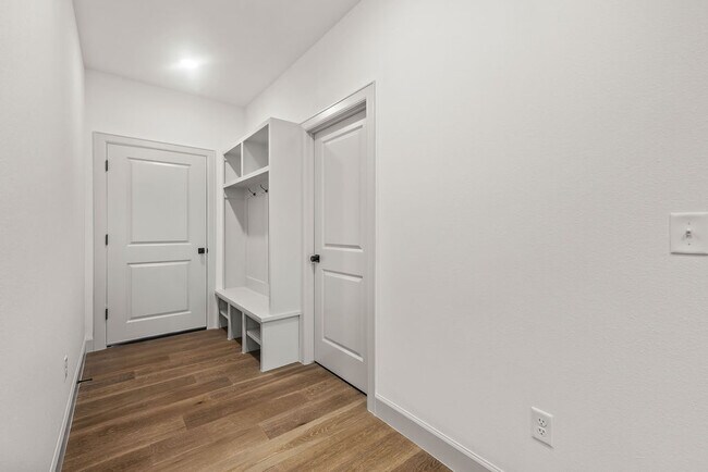 Building Photo - 1509 Padova Ave