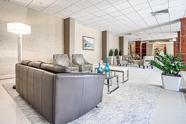 Building Photo - 4250 Galt Ocean Dr