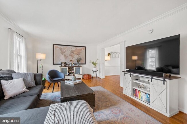 Building Photo - 13625 Middlevale Ln