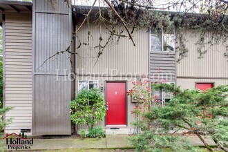 Building Photo - Beaverton-Hillsdale 6320-24 - Horstmann