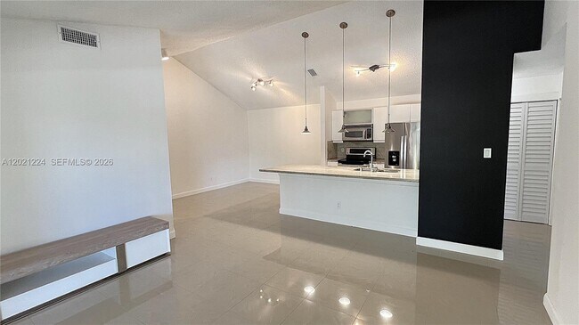 Building Photo - 15821 SW 104th Terrace