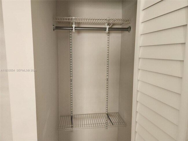 Building Photo - 342 E 46th St