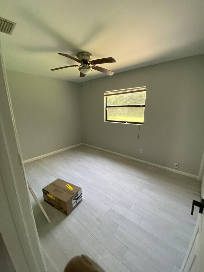 Building Photo - 2461 Quail Ave