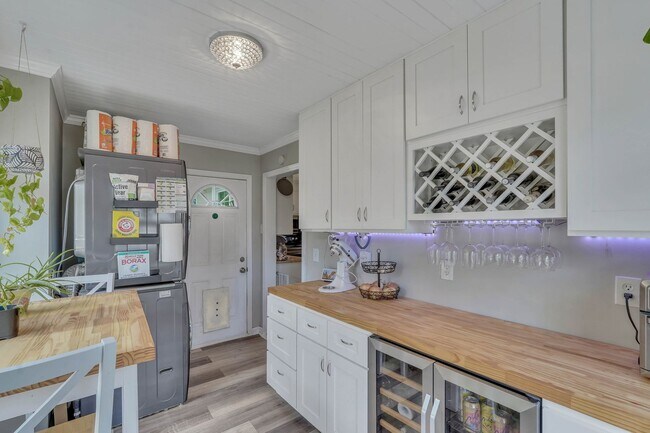 Building Photo - Charming 3-Bedroom Home in Savannah’s Parkside Neighborhood