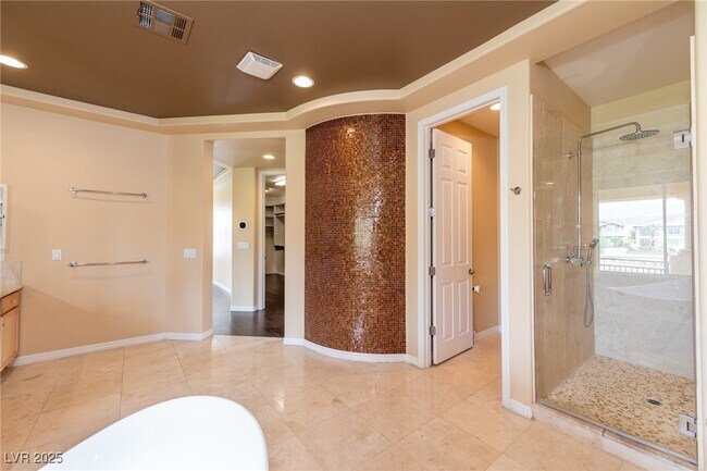 Building Photo - 2057 Orchard Mist St