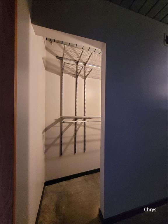 Building Photo - 620 Glen Iris Dr NE