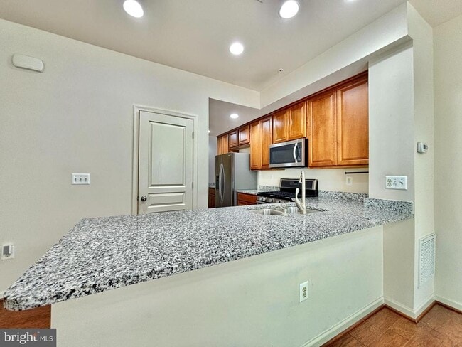 Building Photo - 1599 Renate Dr