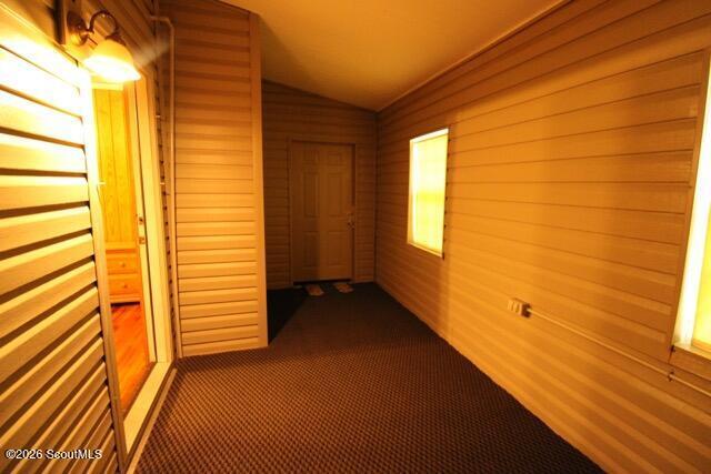 Building Photo - 175 Chump Ln