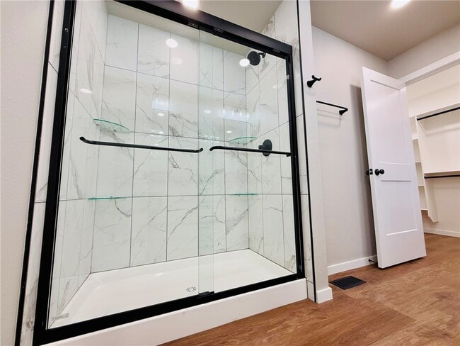 Building Photo - 1304 NW 10th St