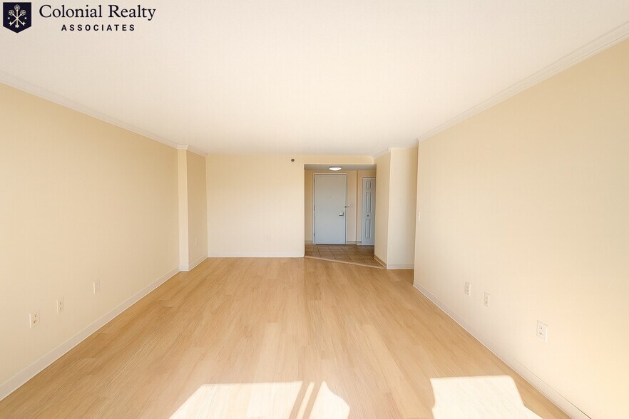 Building Photo - 15 N Beacon St