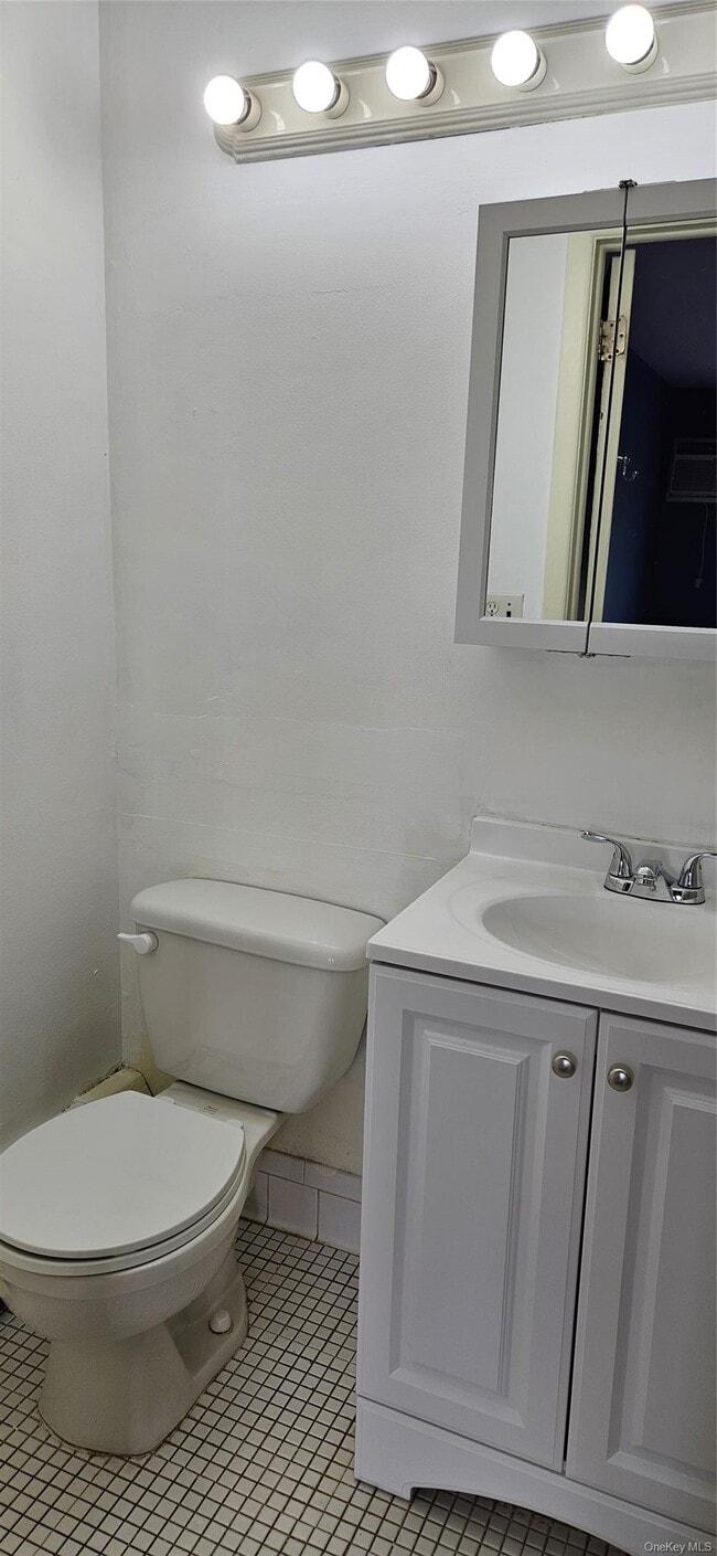 Building Photo - 276 Parkside Dr