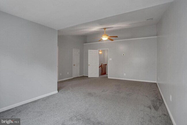 Building Photo - 64 Milestone Ct