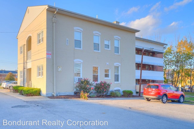 Building Photo - 603 Clement St