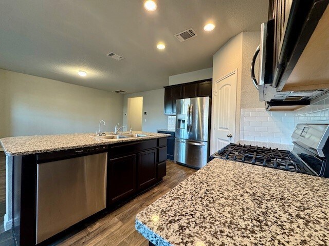 Building Photo - 407 Marimoor Dr