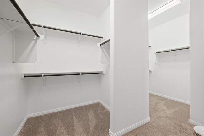 Building Photo - 17708 Zinfandel Dr