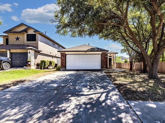 Building Photo - Cozy 3-Bedroom, 2-Bath Solar-Powered Home with New Appliances & Fenced Backyard