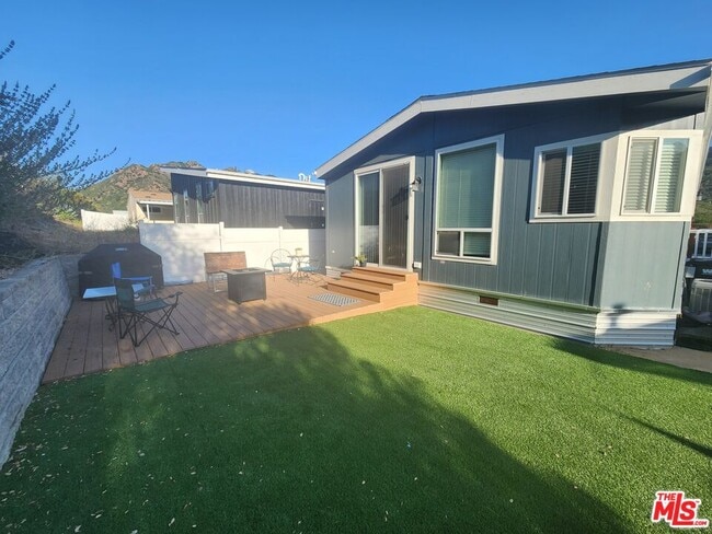 Building Photo - 30473 Mulholland Hwy