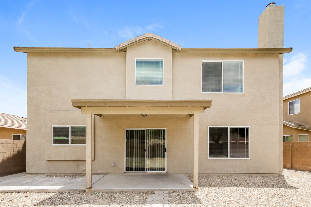 Building Photo - 24236 W Lasso Ln