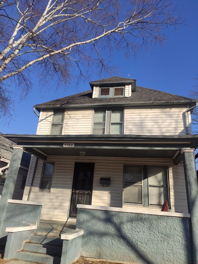 Building Photo - 5366 N 35th St
