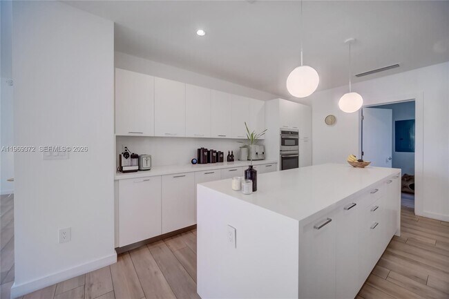 Building Photo - 8660 Arboretum Ln