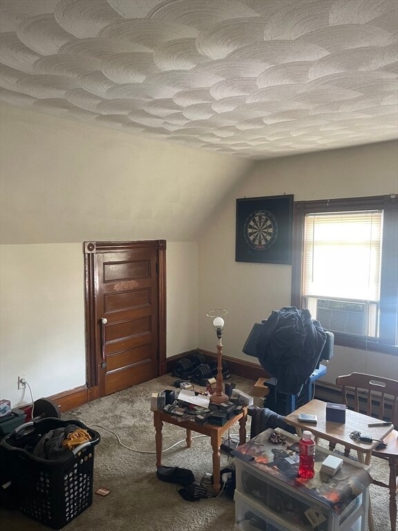 Building Photo - 32 Richardson St