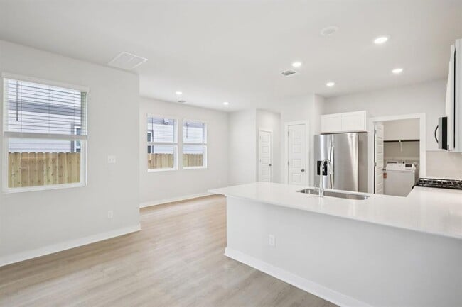 Building Photo - 2058 Alice Jay Wy