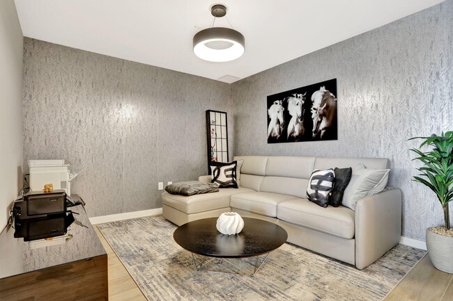 Building Photo - 1116 N Ocean Blvd