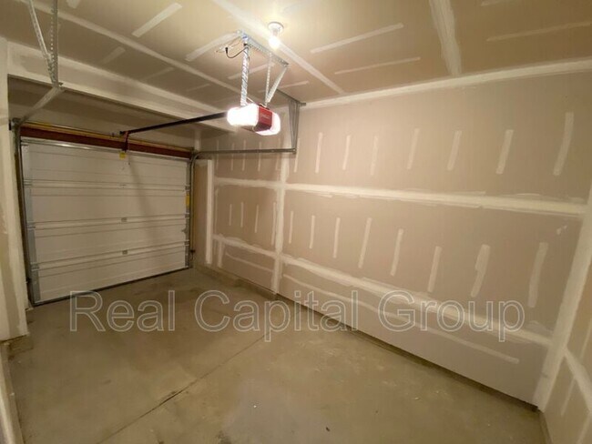 Building Photo - 4275 Arthur Ct