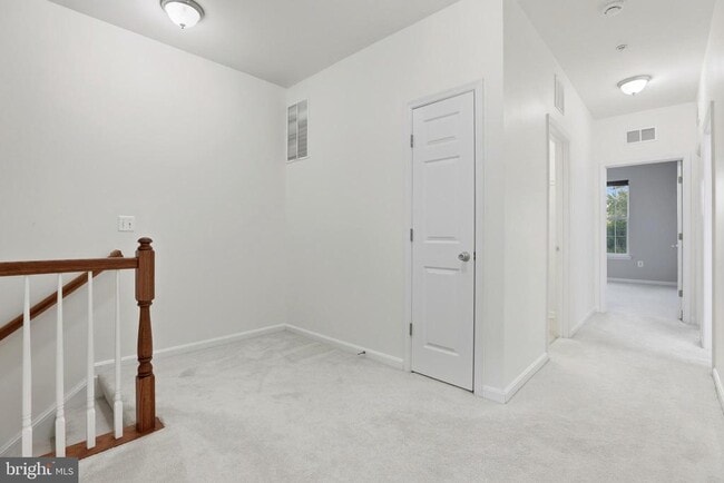 Building Photo - 9545 Chancellorsville Ln