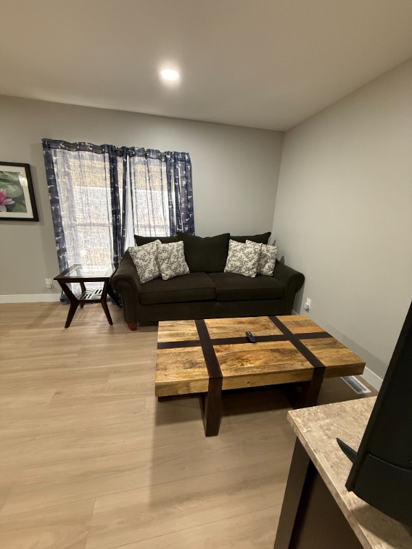 Building Photo - 2327 Jackson St