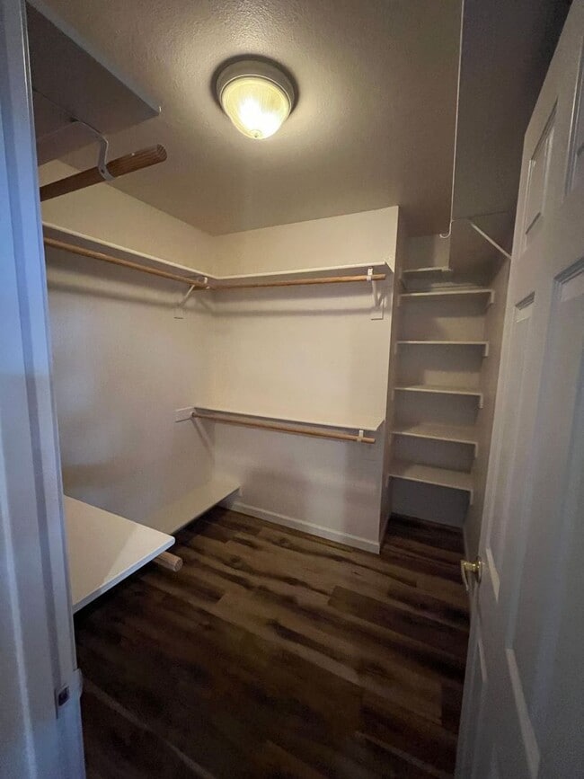 Building Photo - Ponderosa Trails - 4 bedroom house $3,975